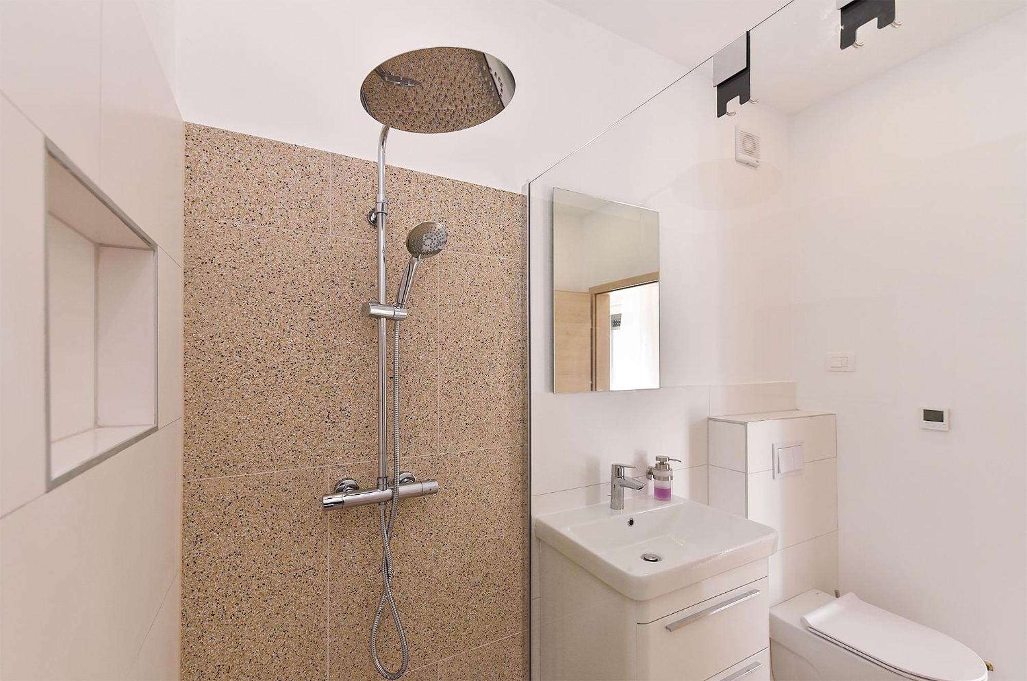 Jlo1 Mit Beheizbarem Pool Villa Перой Екстериор снимка